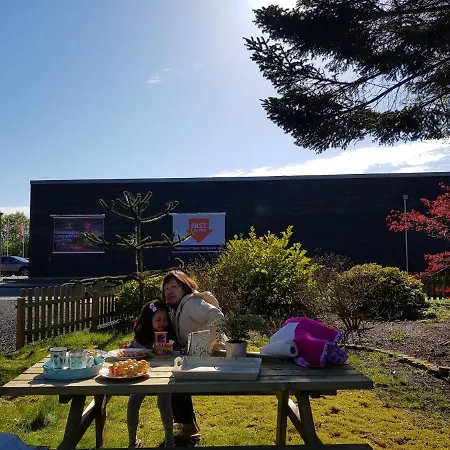 Tango Garden Holiday Homes * ビルン